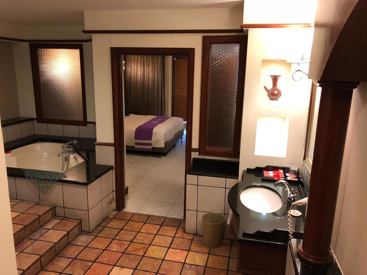 Private Water Chalet Порт-Диксон Экстерьер фото